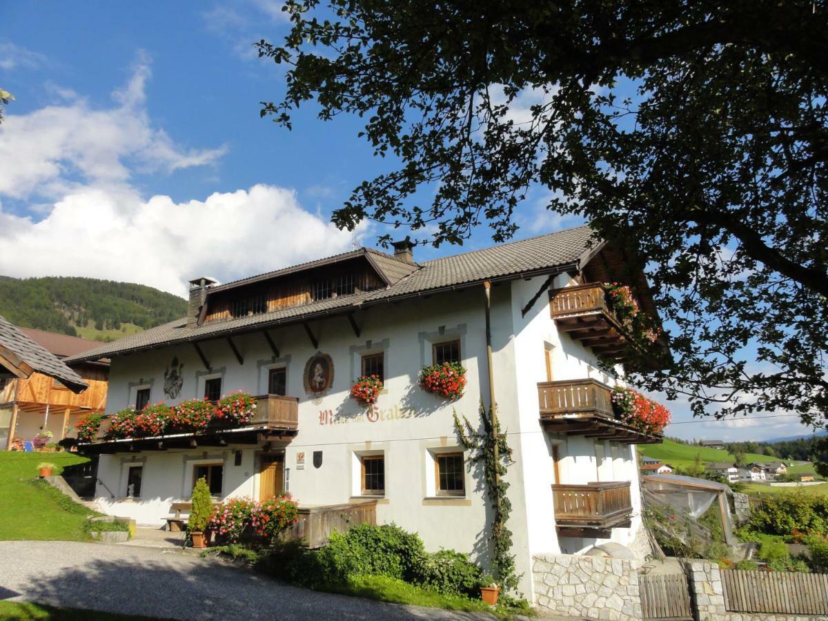 Mair Am Graben Farm * Chalets Теренто Екстериор снимка